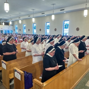 Sisters renewing vows